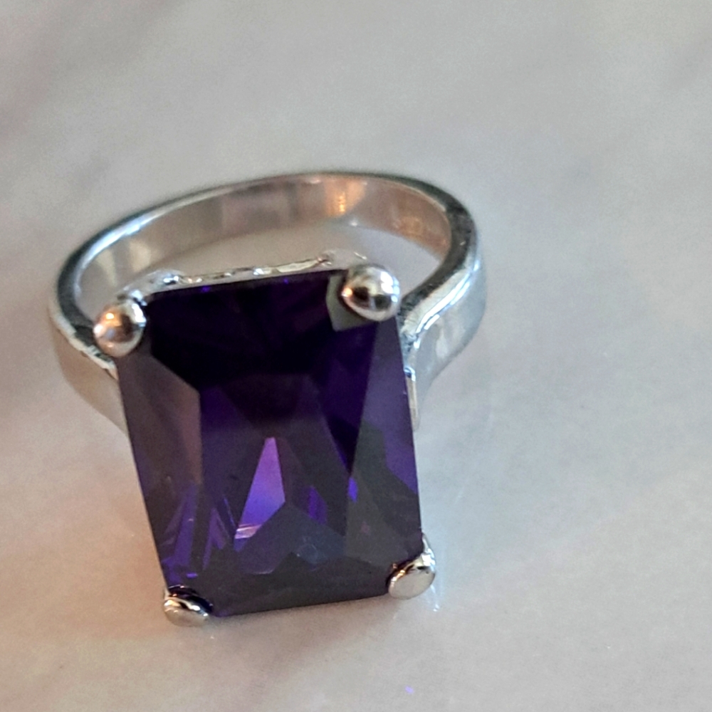 Elegant Purple Gemstone Plated Silver Ring